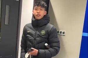 刘越评王钰栋采访争议:不完全是他的问题,国外球员都有相应培训