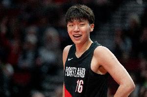 媒体人：杨瀚森完美发挥 期待锻炼一年的他出战今夏男篮世预赛