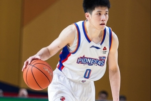 效率太低!林庭谦半场7投仅1中拿到5分4助 正负值-21