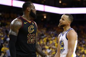 名嘴：2016年库里虽然全票当选MVP 但那年詹姆斯远胜于他